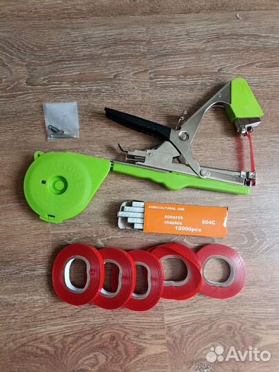 Тапенер для подвязки растений