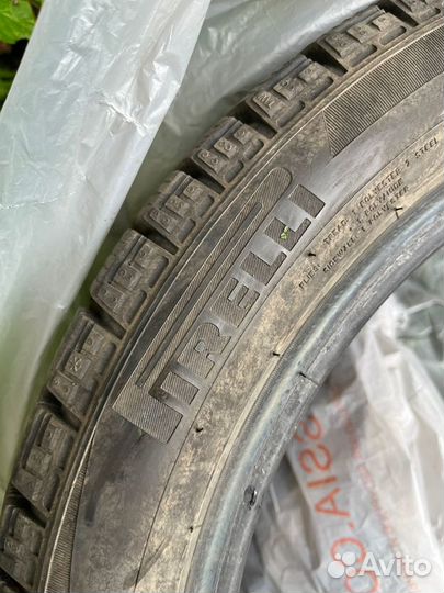 Pirelli Ice Zero 225/45 R17 94H