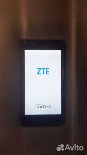 Смартфон ZTE Blade A210