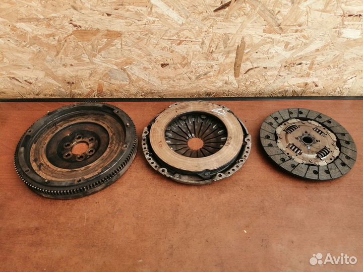 Маховик сцепление VW Passat B7 2011-2015