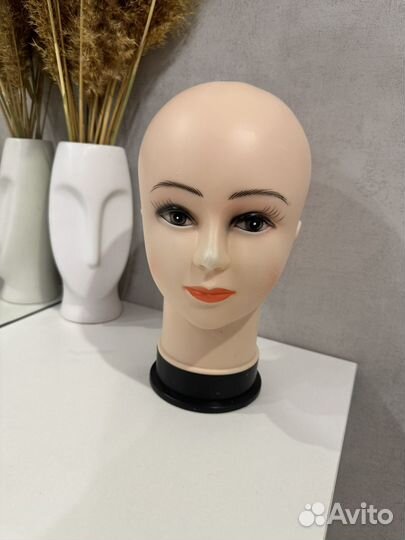 Манекен голова для шапок