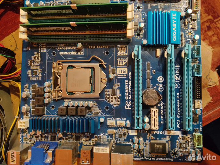 Материнская плата