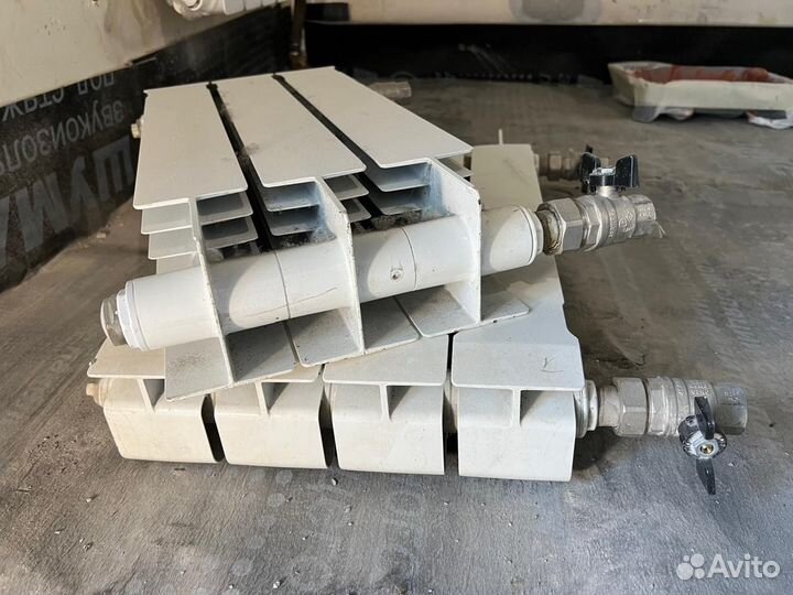 Радиатор отопления Rifar