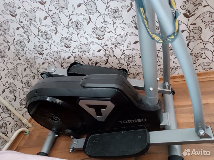 Эллиптический тренажер torneo festa c 320