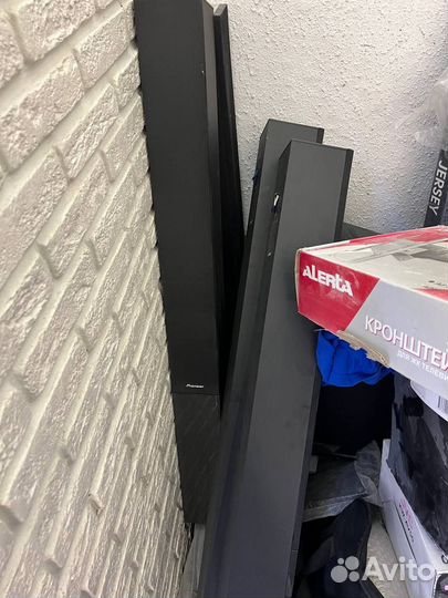 Колонки от домашнего кинотеатра