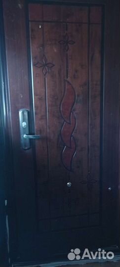 Продам чугунные батареи и дверь