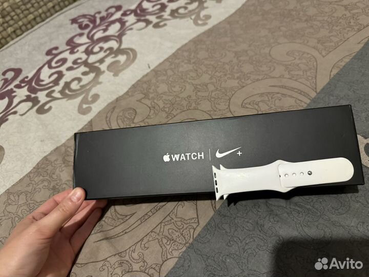 Часы apple watch 44 mm nike +