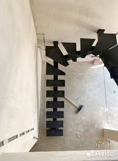 Лестница на монокосоуре