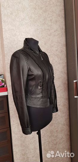 Куртка кожаная новая р.44