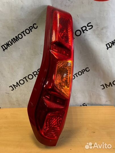Фонарь задний левый Nissan X-Trail T31