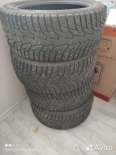 Hankook AH22 255/45 R18