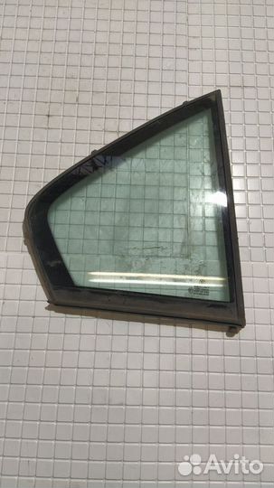 Стекло двери задней правой (форточка) BMW 7 E38
