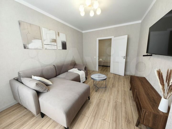 2-к. квартира, 56 м², 6/9 эт.