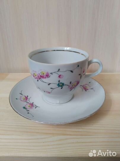 Чашка фарфоровая гдр