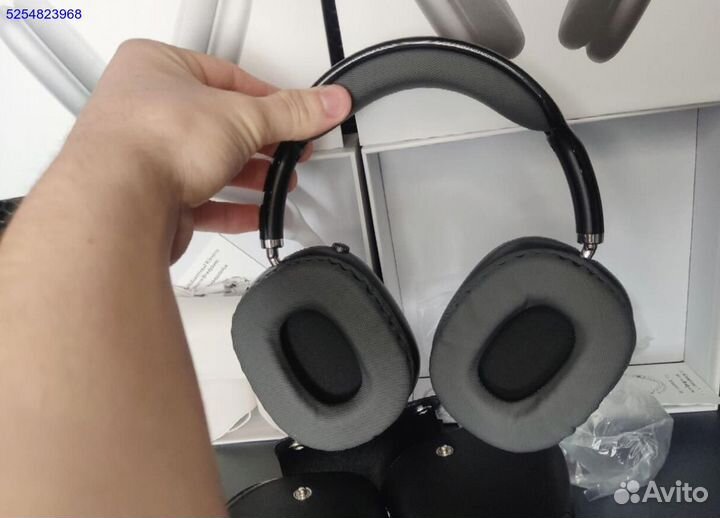 AirPods Max новые