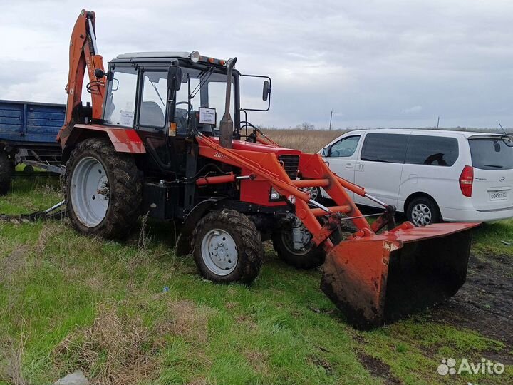 Услуги трактора экскаватора