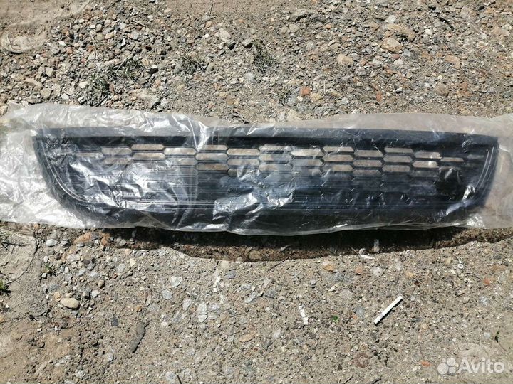 Решетка нижняя бампера VW Polo HB 09-14