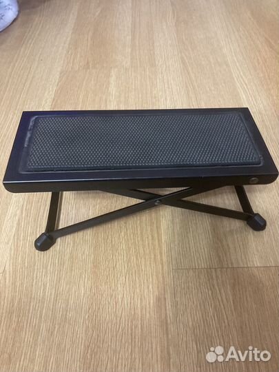 Акустическая гитара