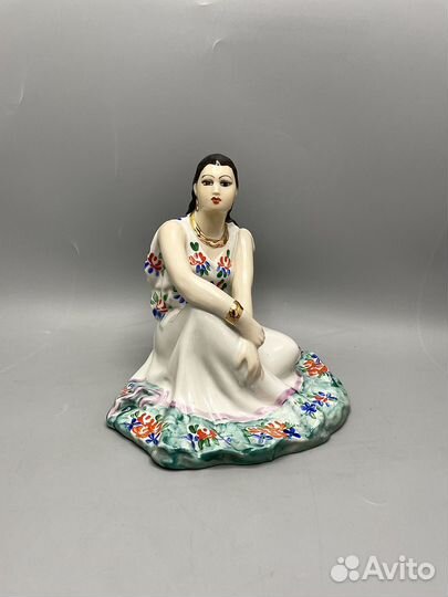 Статуэтка Цыганка Дулево