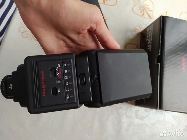 Вспышка sigma EF-610 DG ST