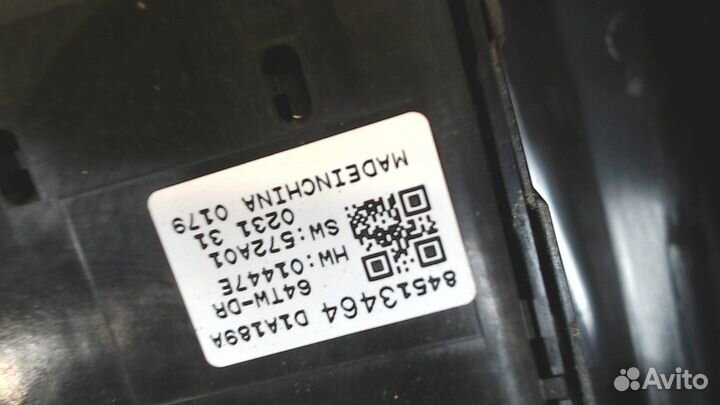 Кнопка стеклоподъемника Chevrolet Trailblazer, 202