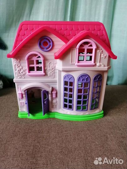 Домик кукольный