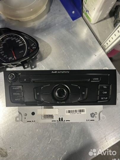 Магнитола (Головное устройство) Audi
