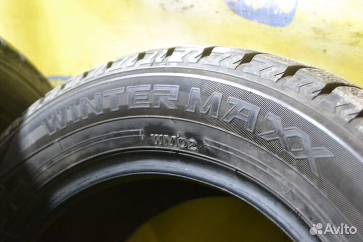 Dunlop Winter Maxx WM02 205/55 R16