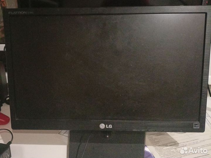 Монитор LG flatron e 1942