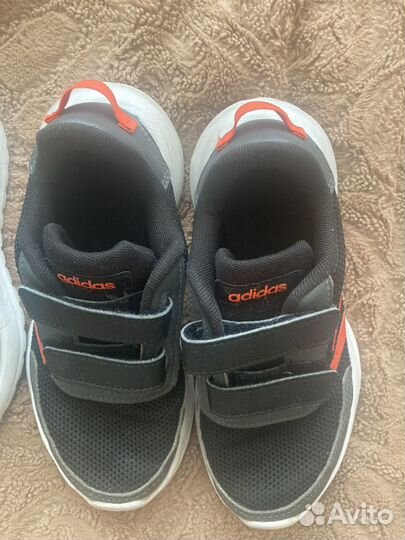 Кроссовки adidas