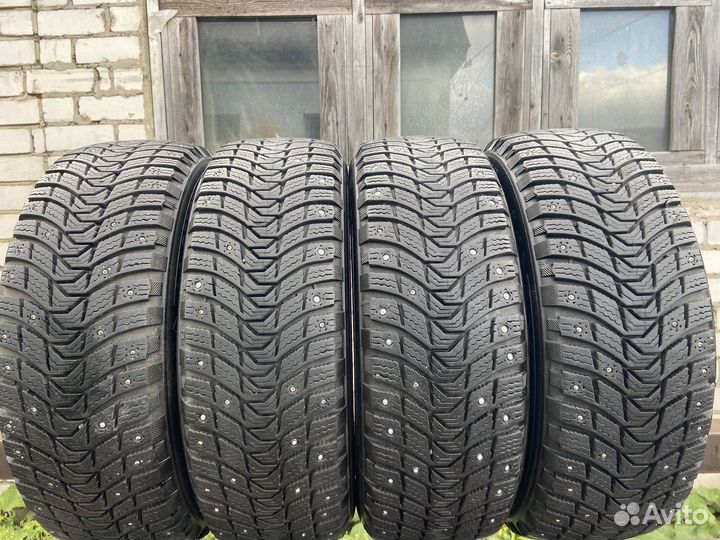 Michelin X-Ice North 3 185/60 R15 94T