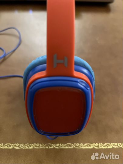 Детские наушники цвет красный и синий
