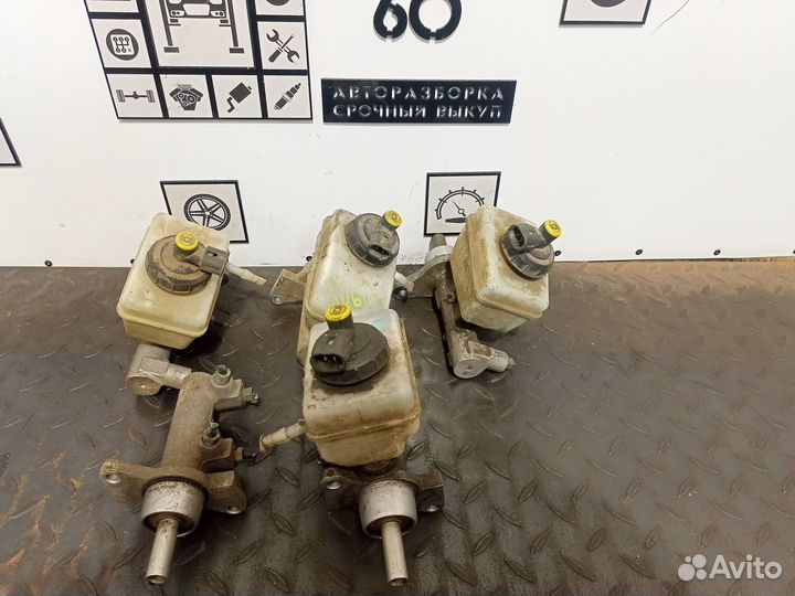 Цилиндр тормозной главный для Renault Logan