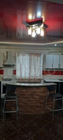 2-к. квартира, 78 м², 2/4 эт.