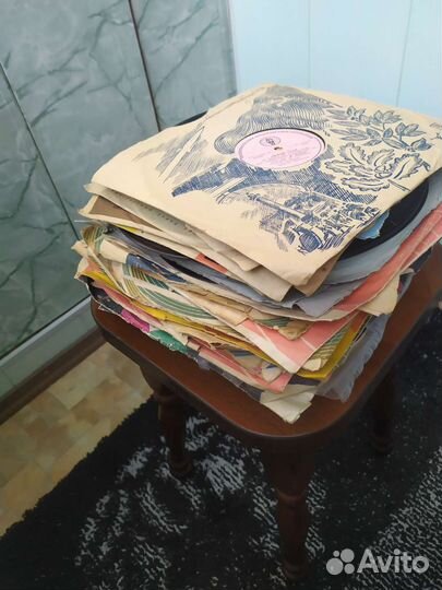 Патефон с пластинками,50 шт