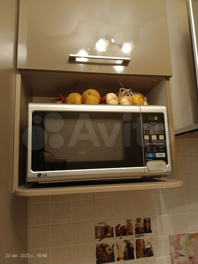 2-к. квартира, 63 м², 1/3 эт.