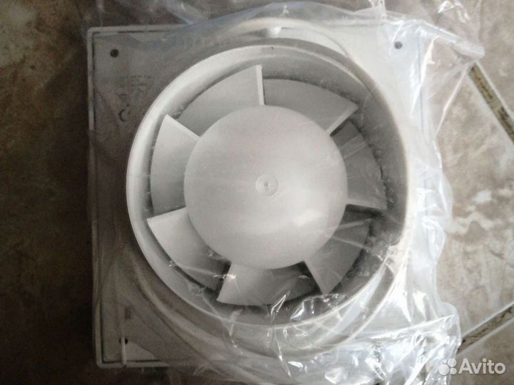 Вентилятор вытяжной
