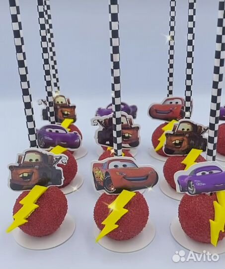 Кейк попсы на палочке