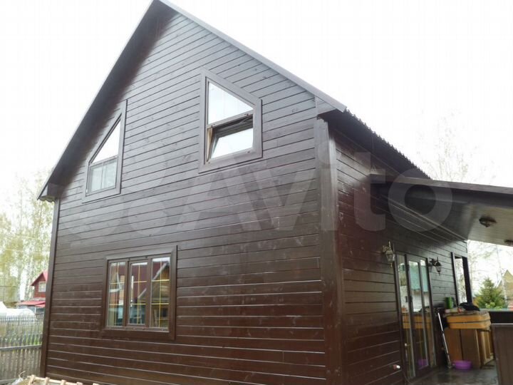 Дом 126 м² на участке 8 сот.