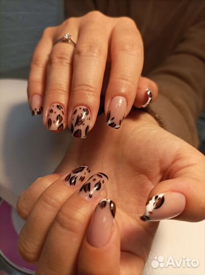 Мастер маникюра и педикюра