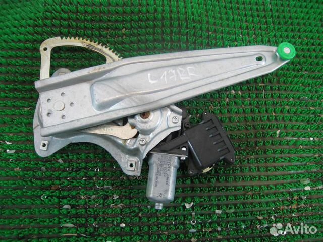 Стеклоподъемник задний правый Toyota Avensis T27