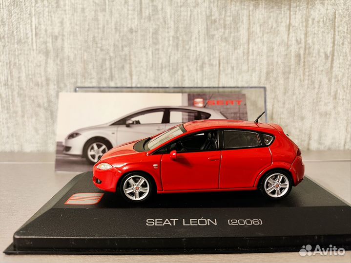 Модель seat leon 2006 красный масштаб 1:43