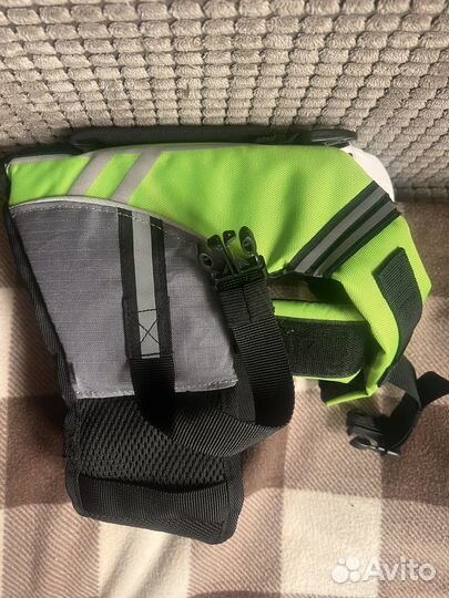 Новый плавательный жилет для собак