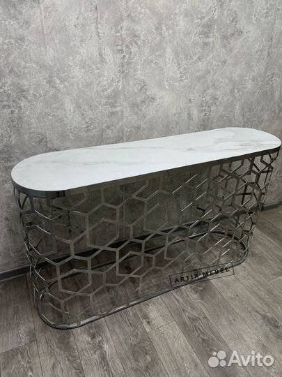 Консоль из керамогранита Lux