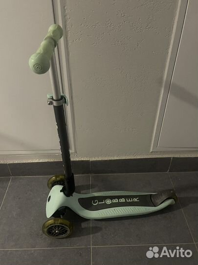 Самокат трехколесный globber