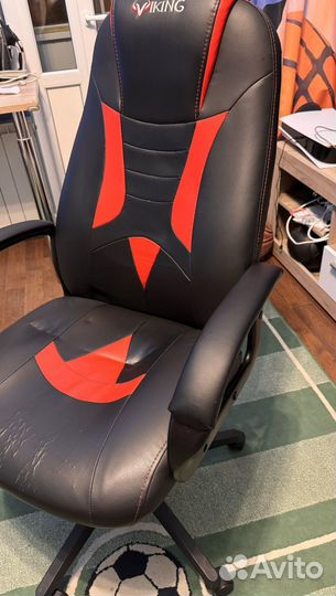 Компьютерное кресло бу viking