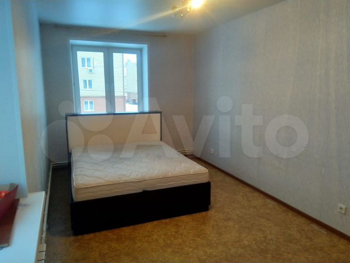2-к. квартира, 55 м², 2/4 эт.