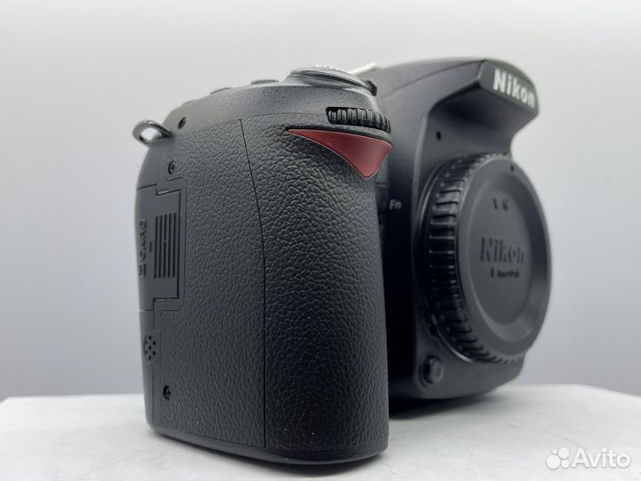 Nikon d90 kit 18-250mm (идеал, пробег 3т)