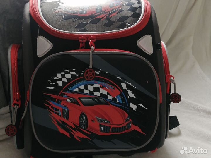 Рюкзак школьный для мальчика подростка