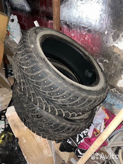 Sava Eskimo Stud 205/55 R16 92T